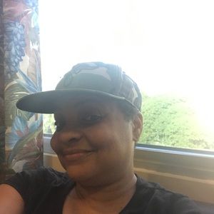 Meet your Posher, Keisha